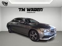 Usata Mercedes E220 Business 194 CV (142 kW) 2021 Grigio Berlina