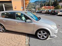 Usata Opel Astra Cosmo 110 CV (80 kW) 2008 Grigio Berlina