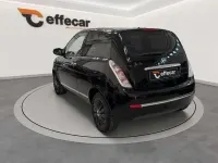 Usata Lancia Ypsilon 69 CV (50 kW) 2011 Nero Utilitaria