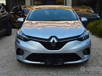 Usata Renault Clio V Business 100 CV (73 kW) 2021 Grigio Berlina
