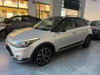 Usata Hyundai i20 Active 100 CV (73 kW) 2020 Grigio Utilitaria