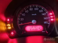 Usata Suzuki Alto 68 CV (50 kW) 2014 Rosso Utilitaria
