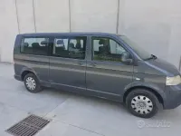 Usata VW Caravelle 131 CV (96 kW) 2007 Grigio Furgone