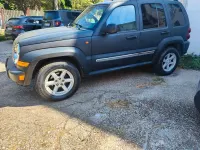 Usata Jeep Cherokee 163 CV (119 kW) 2006 Nero SUV