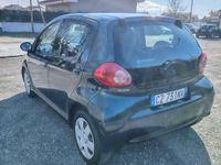 Usata Toyota Aygo 68 CV (50 kW) 2005 Nero Utilitaria
