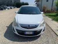 Usata Opel Corsa Cosmo 86 CV (63 kW) 2011 Bianco Utilitaria