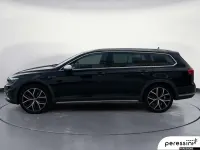 Usata VW Passat Alltrack 200 CV (147 kW) 2022 Nero Station wagon