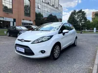 Usata Ford Fiesta 71 CV (52 kW) 2011 Bianco Berlina