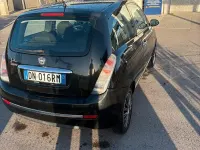 Usata Lancia Ypsilon 60 CV (44 kW) 2008 Nero Utilitaria