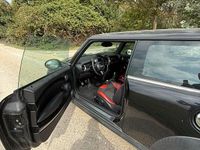 Begagnad Mini Cooper SD 143 HK (105 kW) 2011 Svart Halvkombi