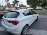 Usata Alfa Romeo Giulietta Progression 105 CV (77 kW) 2013 Bianco Utilitaria