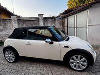 Usata Mini One Cabriolet Pepper 90 CV (66 kW) 2008 Bianco Cabrio