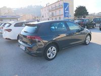 Usata VW Golf VIII Life 110 CV (80 kW) 2023 Grigio Berlina
