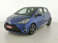 Usata Toyota Yaris Hybrid Style 73 CV (53 kW) 2018 Blu Berlina
