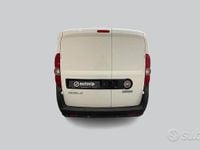 Usata Fiat Doblò S 105 CV (77 kW) 2021 Bianco Monovolume