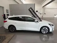Usata Ford Focus ST-Line 120 CV (88 kW) 2020 Bianco Station wagon