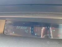 Usata Renault Scénic II 130 CV (95 kW) 2006 Grigio Monovolume
