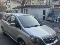 Usata Opel Zafira 101 CV (74 kW) 2010 Grigio Monovolume