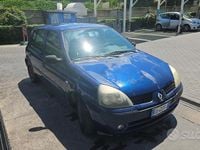 Usata Renault Clio II 2003 Blu Berlina
