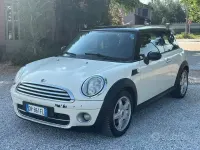 Usata Mini Cooper D Chili 109 CV (80 kW) 2008 Beige Utilitaria