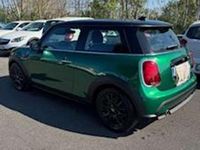 Usata Mini Cooper Premium 136 CV (100 kW) 2023 Verde Utilitaria