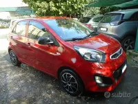 Gebraucht Kia Picanto 69 PS (50 kW) 2013 Rot Kleinwagen
