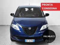 Usata Lancia Ypsilon 69 CV (50 kW) 2015 Blu Utilitaria