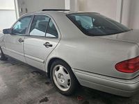 Usata Mercedes E250 Avantgarde 113 CV (83 kW) 1996 Berlina
