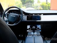 Usata Land Rover Range Rover evoque R-Dynamic 150 CV (110 kW) 2019 Rosso SUV