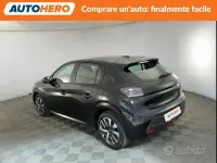 Usata Peugeot 208 Style 101 CV (74 kW) 2025 Nero Utilitaria
