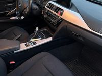 Usata BMW 318 2015 Blu Station wagon