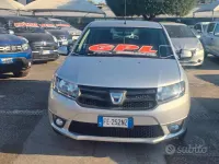 Usata Dacia Sandero Lauréate 90 CV (66 kW) 2016 Grigio Berlina