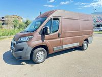 Usata Peugeot Boxer 130 CV (95 kW) 2016 Marrone Furgone