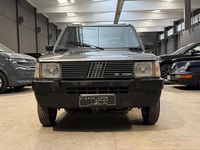 Usata Fiat Panda 4x4 50 CV (36 kW) 1987 Grigio scuro metallizzato Utilitaria