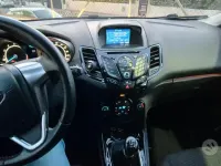 Begagnad Ford Fiesta 97 HK (71 kW) 2015 Svart Halvkombi