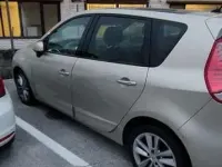 Usata Renault Scénic III Dynamique 150 CV (110 kW) 2010 Monovolume