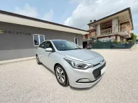 Usata Hyundai i20 75 CV (55 kW) 2016 Argento Berlina