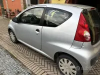 Usata Peugeot 107 68 CV (50 kW) 2007 Grigio Utilitaria