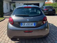 Usata Peugeot 208 Allure 83 CV (61 kW) 2018 Grigio Utilitaria