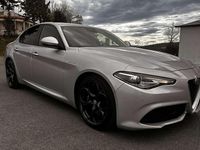Usata Alfa Romeo Giulia 211 CV (155 kW) 2018 Grigio Berlina
