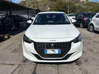 Usata Peugeot 208 Active 102 CV (75 kW) 2022 Bianco Utilitaria