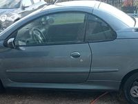Usata Peugeot 206 109 CV (80 kW) 2005 Grigio Cabrio