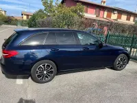 Usata Mercedes 220 Premium 170 CV (125 kW) 2016 Blu Station wagon