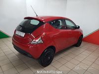 Usata Lancia Ypsilon 85 CV (62 kW) 2014 Rosso Utilitaria