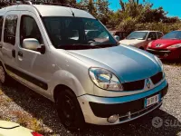 Usata Renault Kangoo Luxe 84 CV (61 kW) 2006 Grigio Monovolume