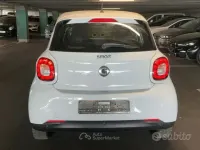 Usata Smart ForFour Passion 71 CV (52 kW) 2016 Bianco Utilitaria
