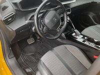 Usata Peugeot e-208 56 kW (77 CV) 2021 Giallo Utilitaria