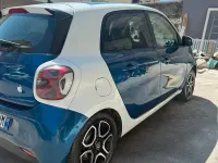 Usata Smart ForFour 71 CV (52 kW) 2017 Bianco Utilitaria
