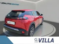 Usata Peugeot 2008 Active 102 CV (75 kW) 2023 Rosso SUV