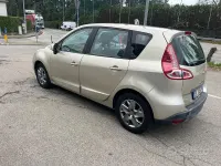 Usata Renault Scenic E-Tech 110 CV (80 kW) 2011 Grigio Monovolume
